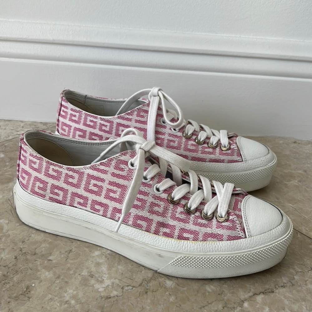 Givenchy City Sneakers